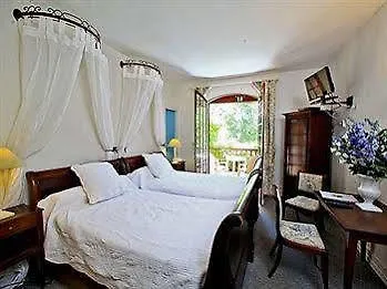 Hotel De L'etang Bleu
