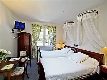 De L'étang Bleu Hotel 3*