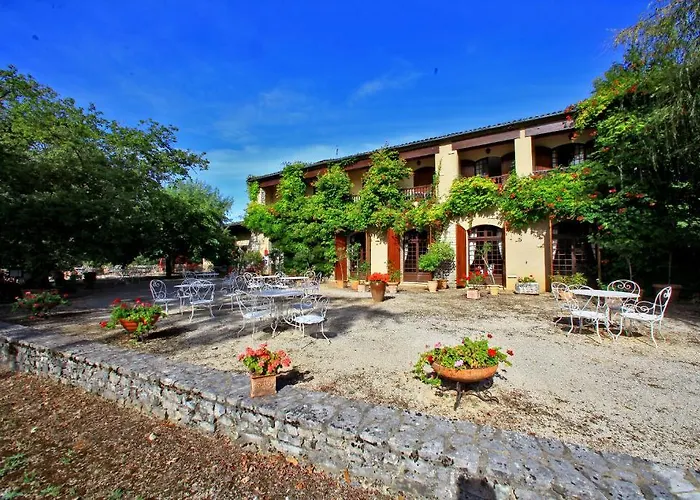 De L'etang Bleu Hotel Vieux-Mareuil